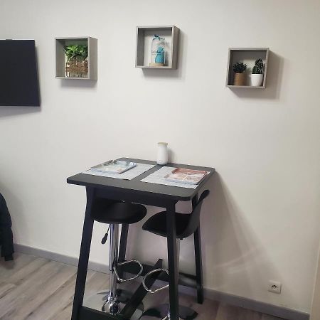 Апартаменты Joli Petit Studio Au Centre De Carry Le Rouet Экстерьер фото